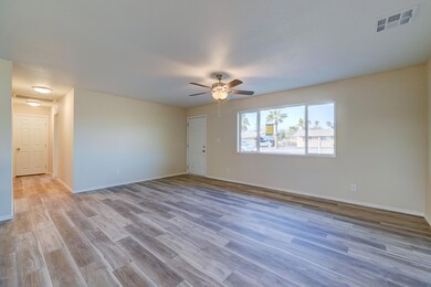 847 E Friar Ave-6