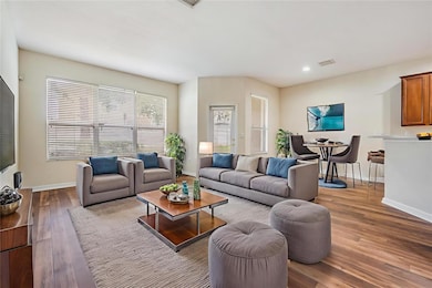 27026 Cool Stream Ln, Wesley Chapel, FL 33544 - photo 6