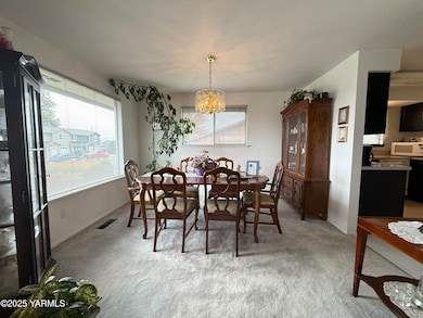 1208 S 39th Ave, Yakima, WA 98902 - photo 6