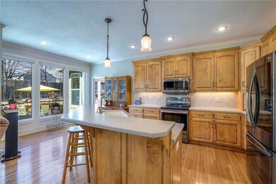 9406 Swarner Dr, Lenexa, KS 66219 - photo 6