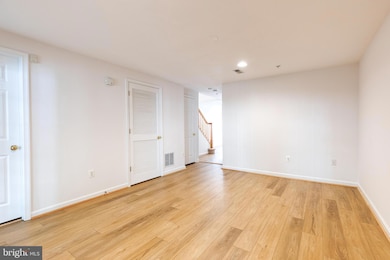 1217 Birchleaf Ct, Crofton, MD 21114 - photo 5