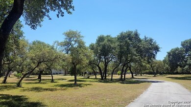 11320 Sunset Blvd, Helotes, TX 78023 - photo 2