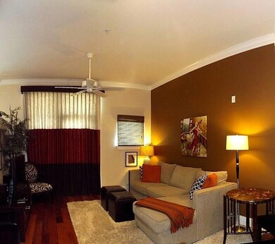 LIVING ROOM 1