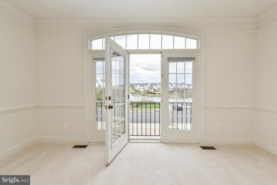 6804 Witton Cir, Gainesville, VA 20155 - photo 5