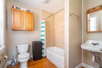 Bath Main Level
