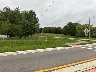 777 Old Us 25 New Bypass unit 1, Berea, KY 40403 - photo 5