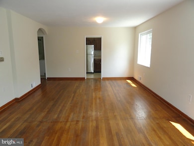 4 E Chapman St, Alexandria, VA 22301 - photo 3