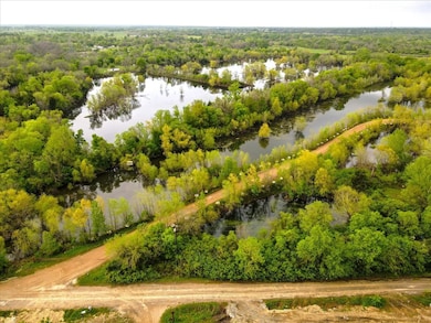 1500 Davis Rd unit REAR, Seagoville, TX 75159 - photo 3