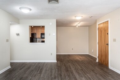 1707 Carriage Ln unit 1707, Taunton, MA 02780 - photo 6
