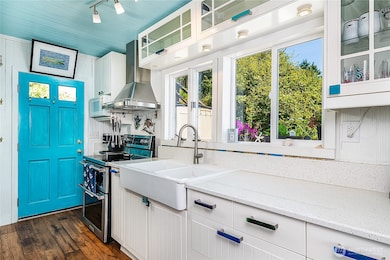 Tastefully Updated Kitchen