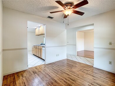 1526 Twin Palms Loop, Lutz, FL 33559 - photo 7