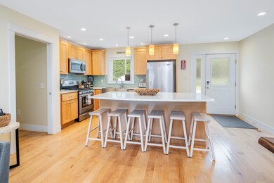 612_Maple_Street_31