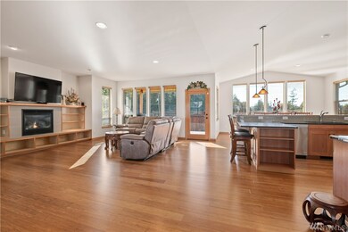 8569 Siena Ct, Blaine, WA 98230 - photo 4