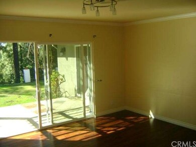 Dining Room Double Door towards Back Yard/Patio