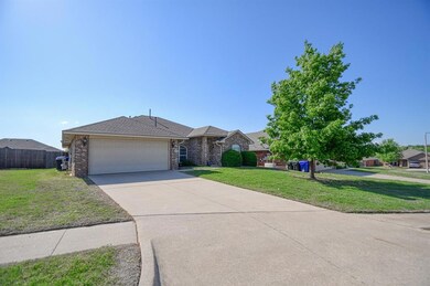 4404 Spotted Owl Cir, Norman, OK 73072 - photo 4
