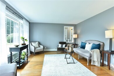 7 Quaker Ln, Greenville, RI 02828 - photo 4