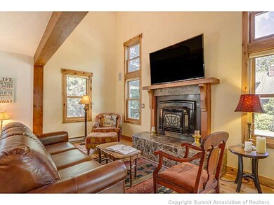Den/Family/Great Room. Beautifully updated finishe