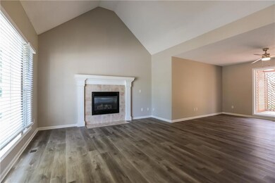 4804 Mund Rd, Shawnee, KS 66218 - photo 6