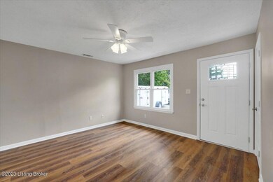 9104 New Maple Rd, Louisville, KY 40229 - photo 7