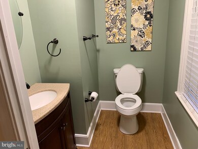 902 Girard Ave, Swarthmore, PA 19081 - photo 4