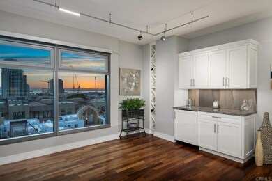 Renaissance unit 1012, San Diego, CA 92101 - photo 6