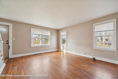 2001 S Martin Luther King Junior Blvd, Lansing, MI 48910 - photo 6