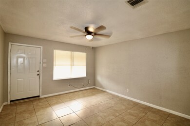 7221 Miley St, Houston, TX 77028 - photo 3
