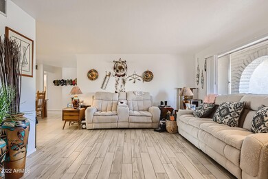 08 Living Room Feature