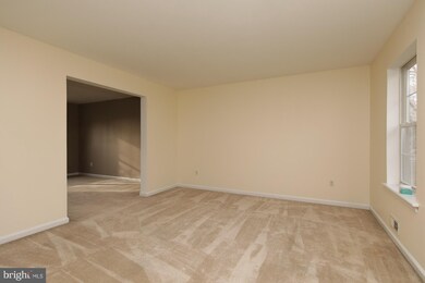 2078 Corinthian Ave, Abington, PA 19001 - photo 2