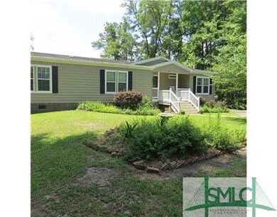 Exterior Front. Immaculate home on beautiful lake 