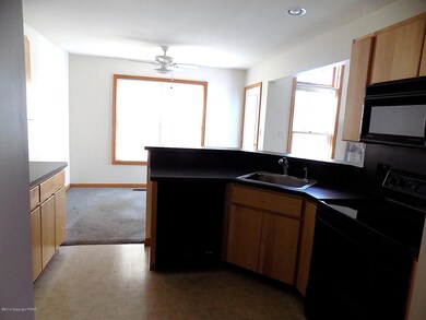 488 Lakeside Dr, East Stroudsburg, PA 18301 - photo 6