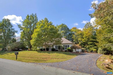 1220 Dunlora Dr, Charlottesville, VA 22901 - photo 3