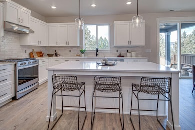 61050 SE Decker Place, Bend, OR 97702 - photo 3