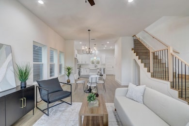 1221 Dewalt St, Houston, TX 77088 - photo 4