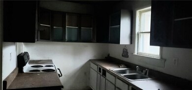 636 N Bell Ave, Shawnee, OK 74801 - photo 5