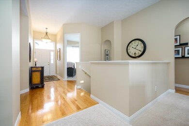 2618 Avalon Woods Ct, Portage, MI 49024 - photo 2