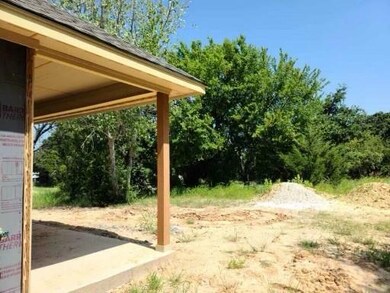 346 Clark Ave, Weatherford, TX 76085 - photo 2