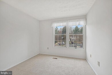 11 Dufief Ct, North Potomac, MD 20878 - photo 6