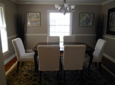 2692 York Rd 004