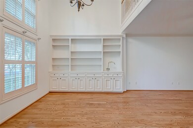 1139 Bayou Island Dr, Houston, TX 77063 - photo 5