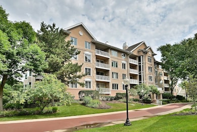 1745 Pavilion Way unit 502, Park Ridge, IL 60068 - photo 3