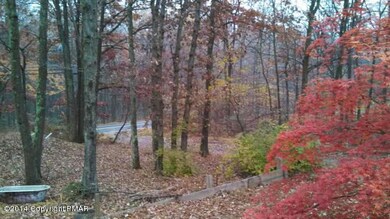 693 Toll Rd, Effort, PA 18330 - photo 2