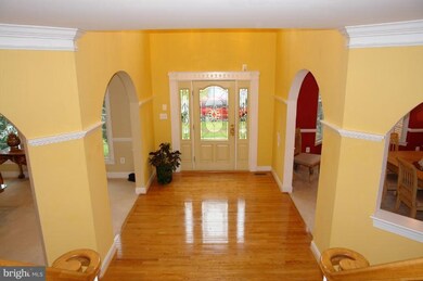 43252 Valiant Dr, Chantilly, VA 20152 - photo 3