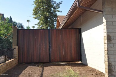 RV Gate