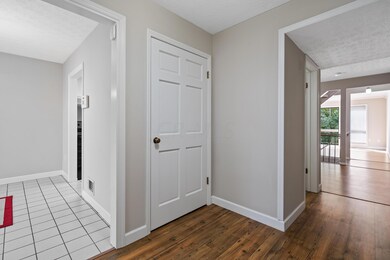 Entry Foyer