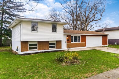 [004] 4902 Majestic Dr E, Columbus, OH 4