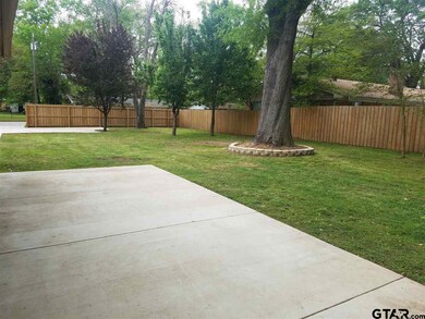 3415 3415 Birdwell, Tyler, TX 75701 - photo 2