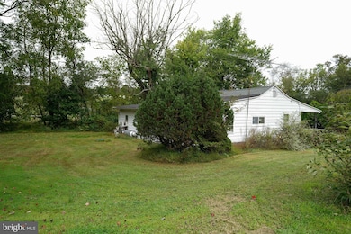 128 Woolens Rd, Elkton, MD 21921 - photo 2