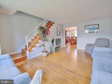 822 Crescent Dr, Glenolden, PA 19036 - photo 6