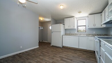 2329 E 2nd Ave-6